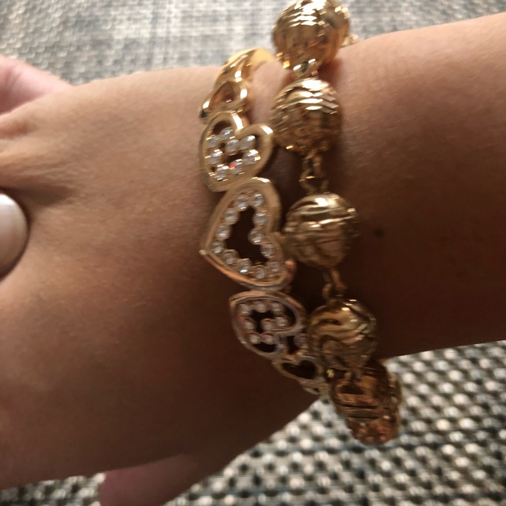 Bundle of accessories in great condition